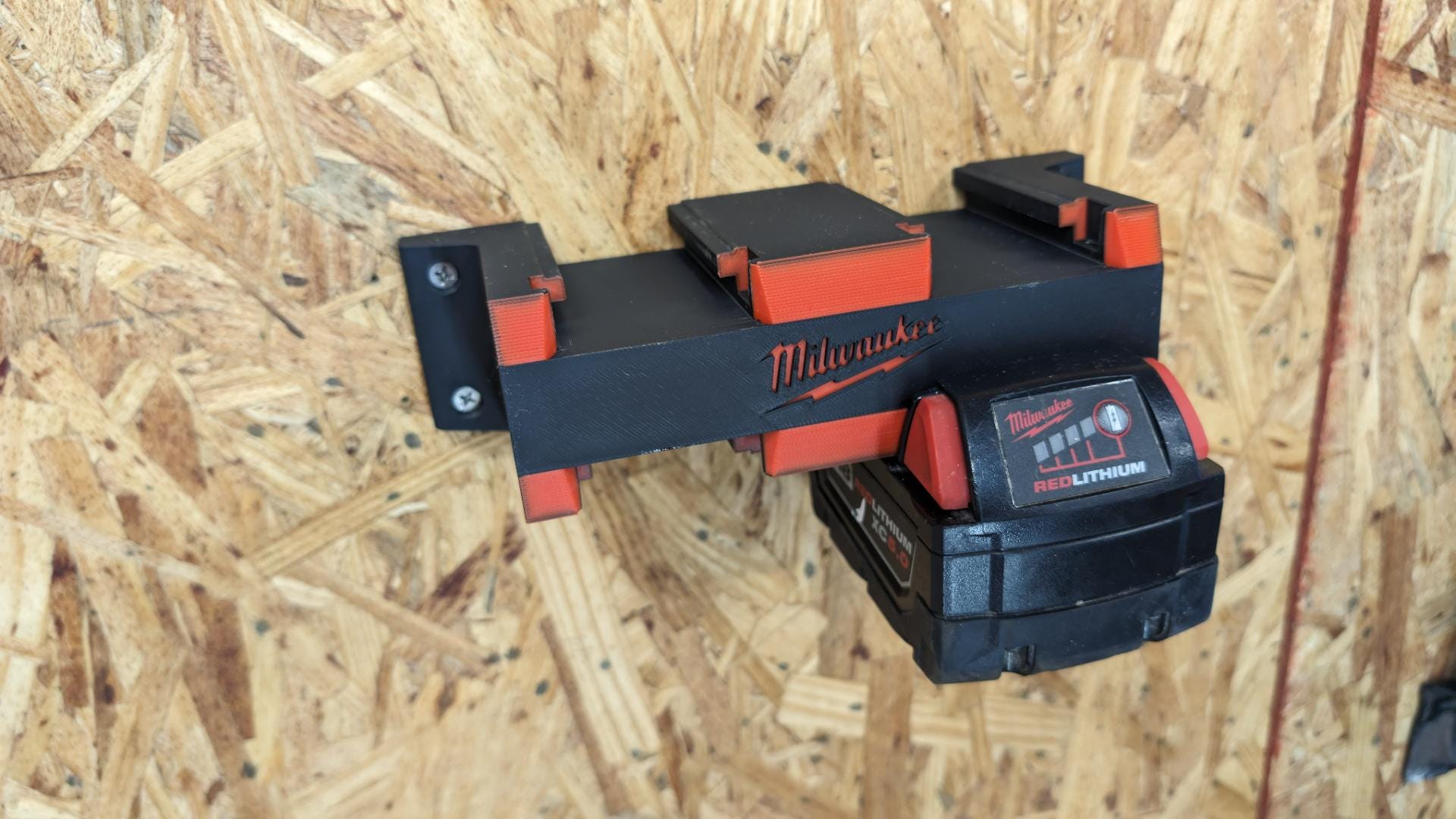 M18 Battery 4× PACKOUT Wall Mount