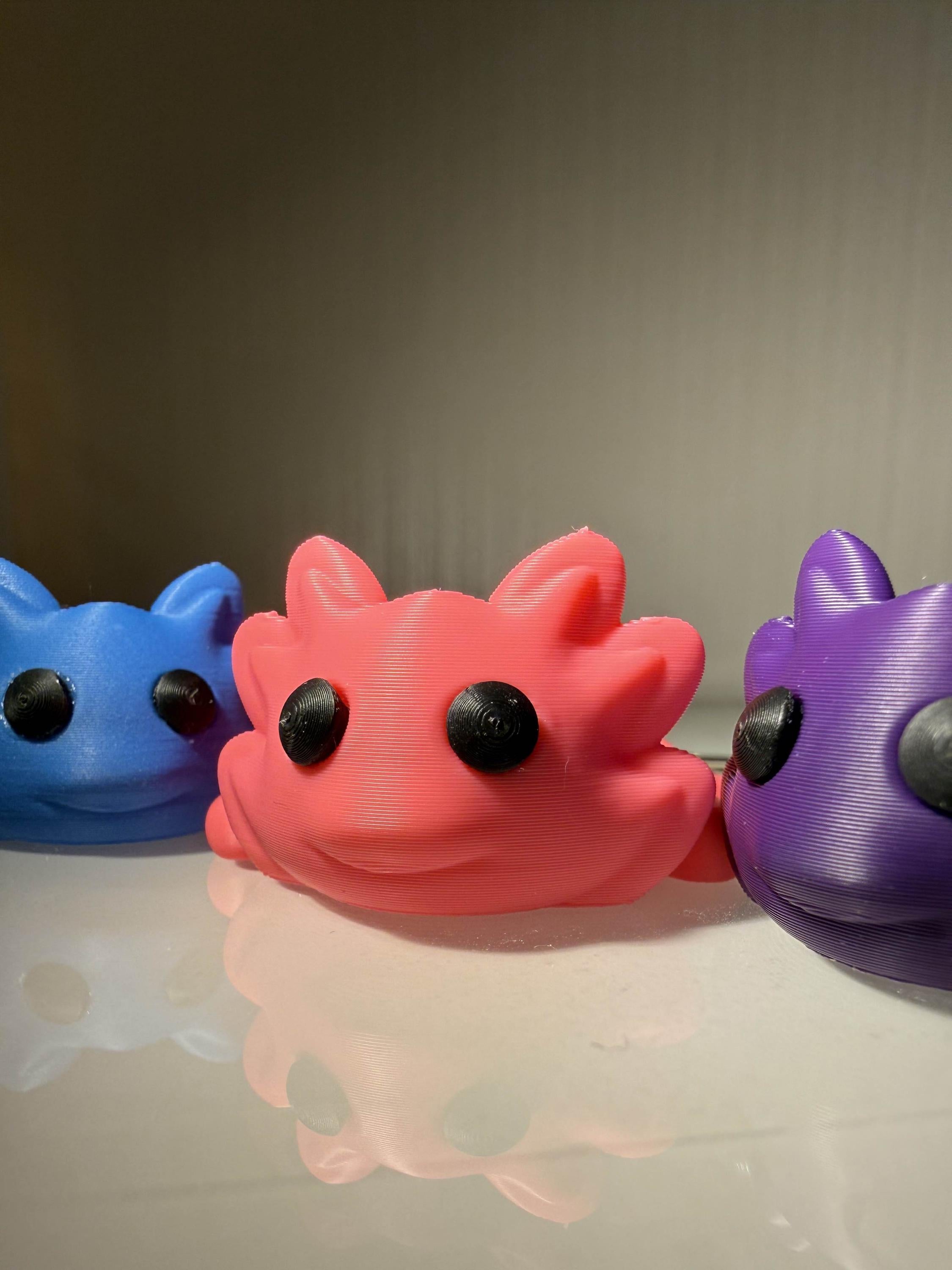 Flexi Axolotl Keychain