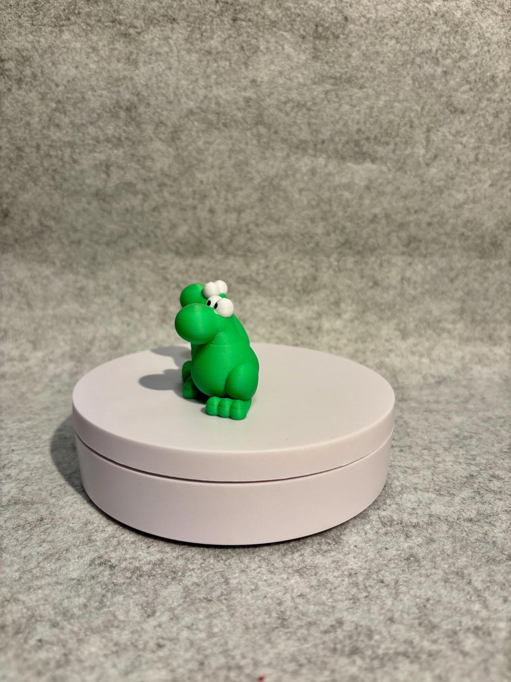 Nerds Frog Figurine
