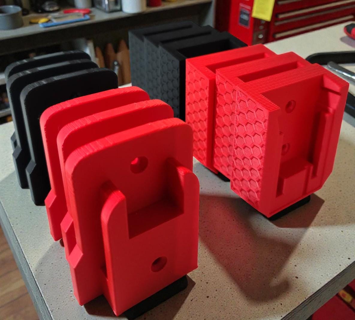 M18 Battery Mounts 4-Pack