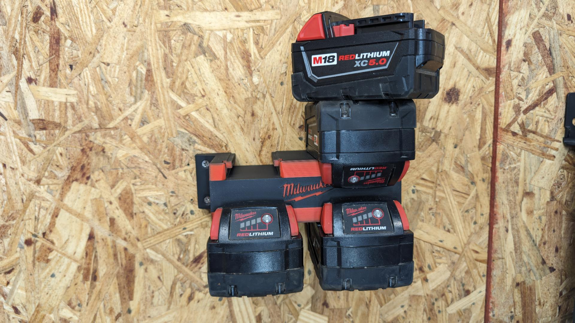 M18 Battery 4× PACKOUT Wall Mount