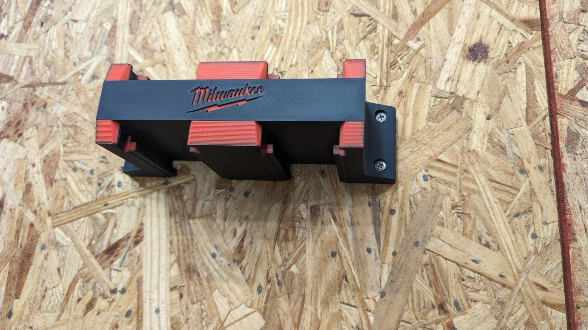 M18 Battery 4× PACKOUT Wall Mount