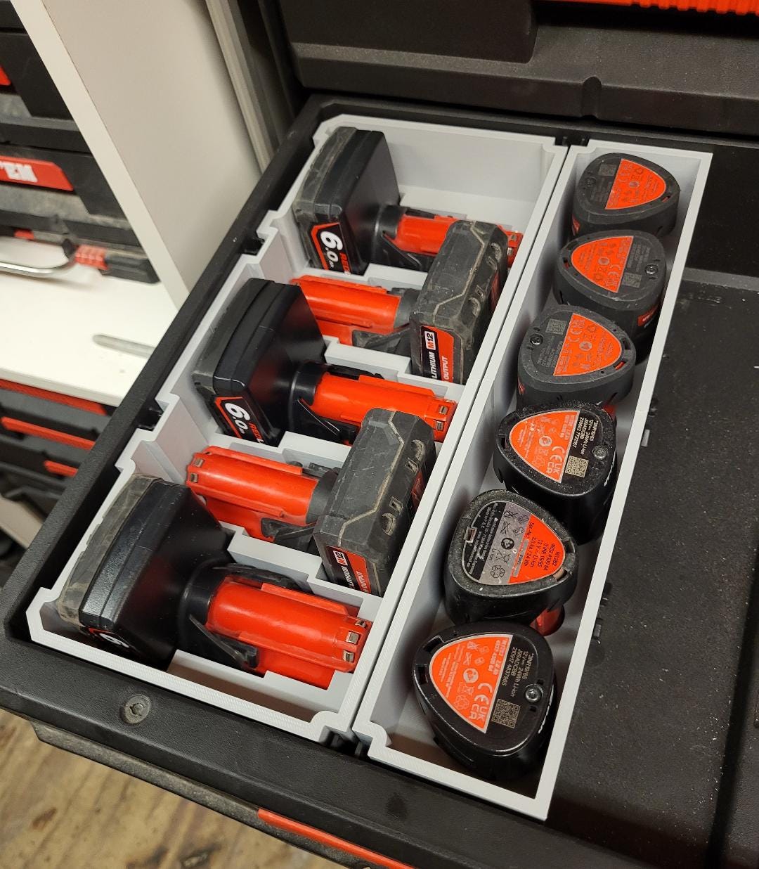 5×6Ah M12 Batteries Storage
