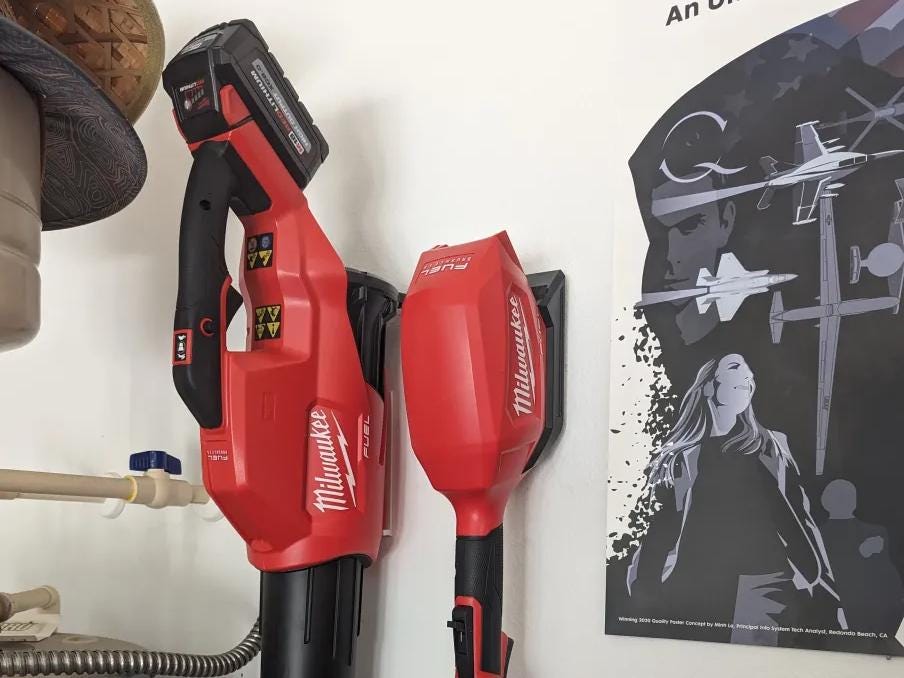 String Trimmer & Leaf Blower Mount