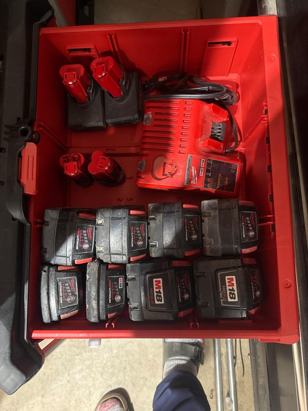 8×5.0Ah Battery Holder